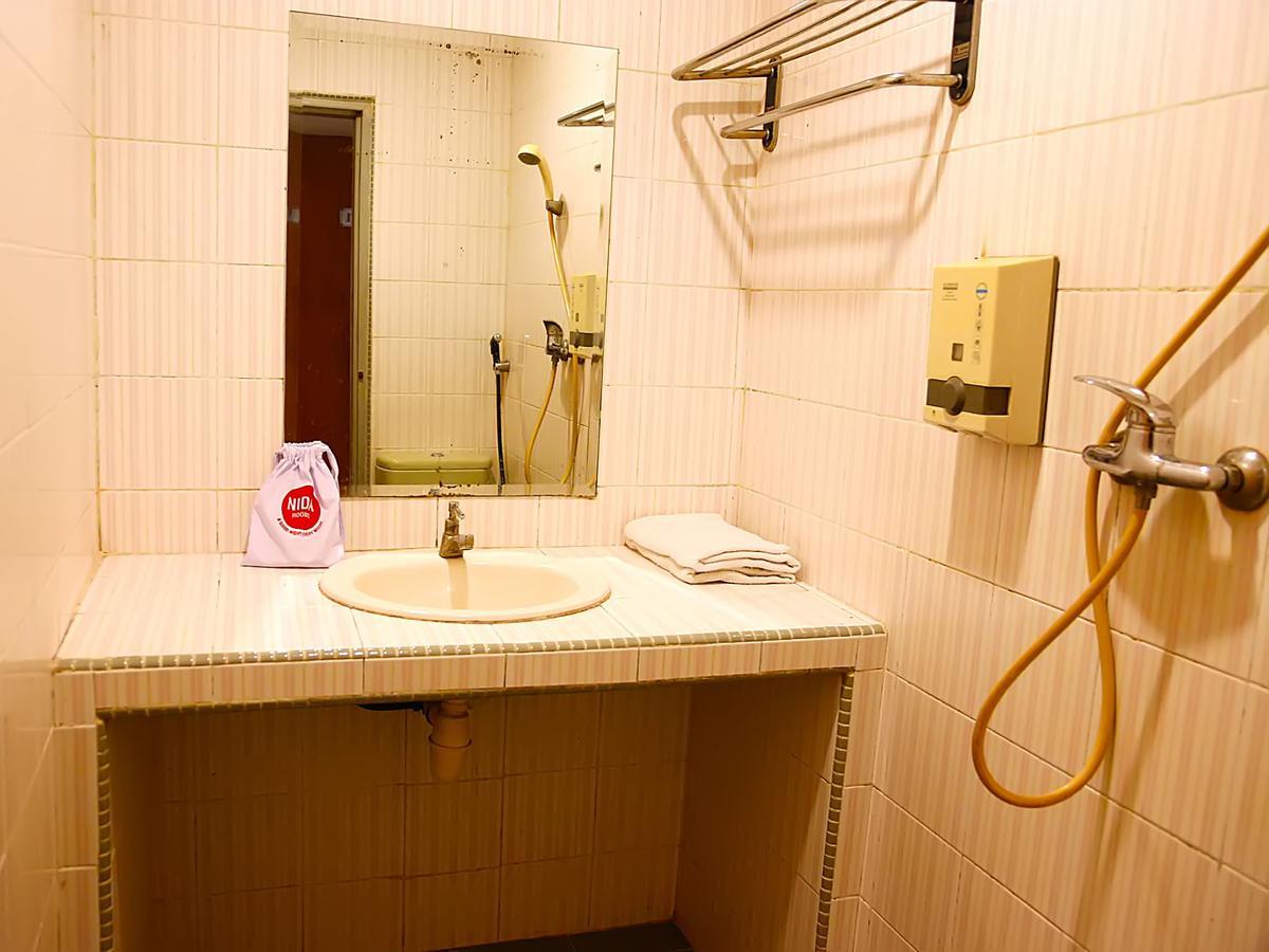 Nida Rooms Nagoya Business Center Batam Buitenkant foto