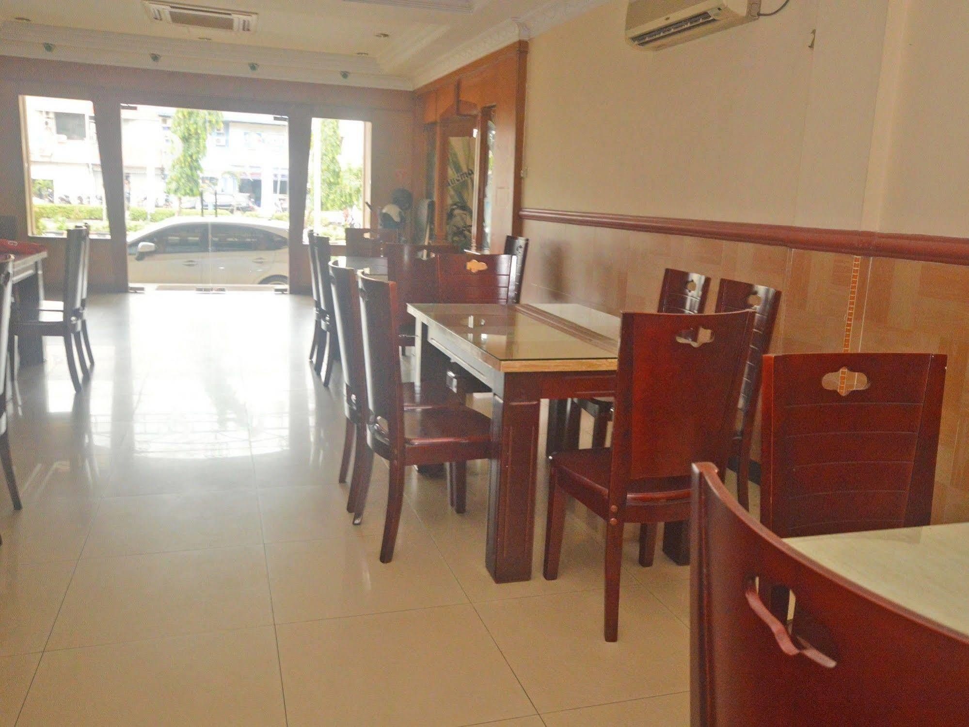 Nida Rooms Nagoya Business Center Batam Buitenkant foto