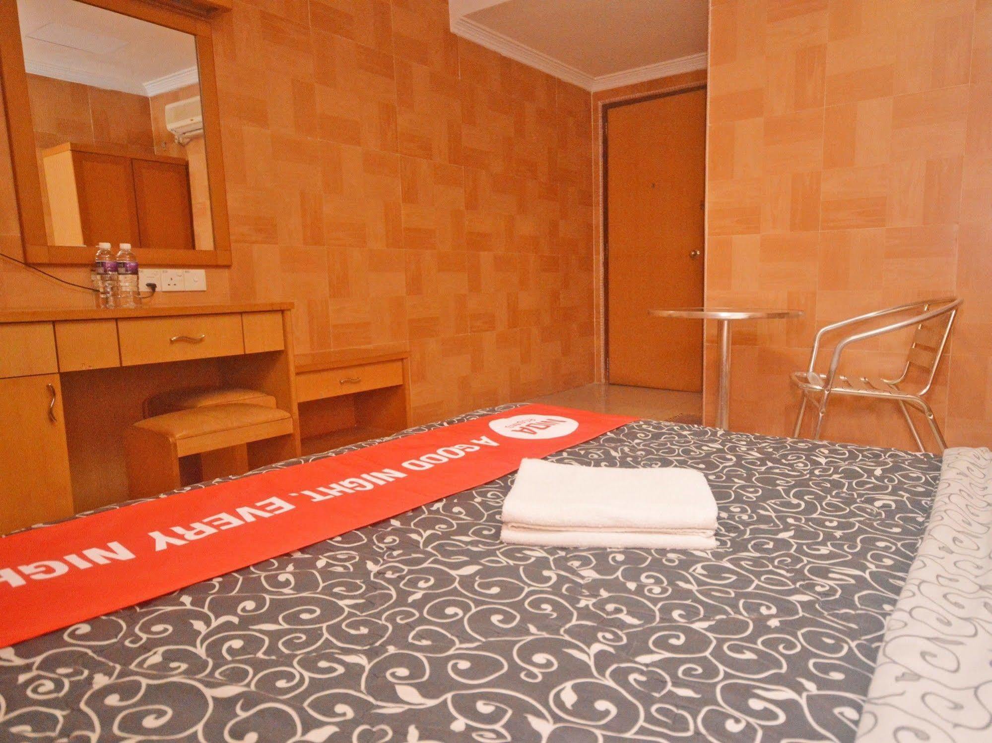 Nida Rooms Nagoya Business Center Batam Buitenkant foto
